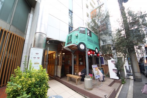 飲食店　AMAZING COFFEE(アメージング コーヒー) 大阪（飲食店）まで2208m