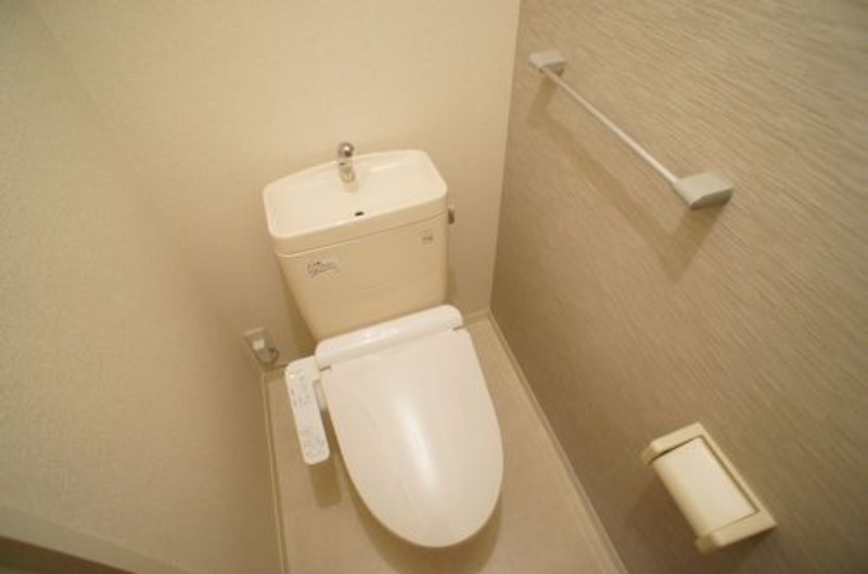 トイレ　図面と現状に相違がある場合には現状を優先