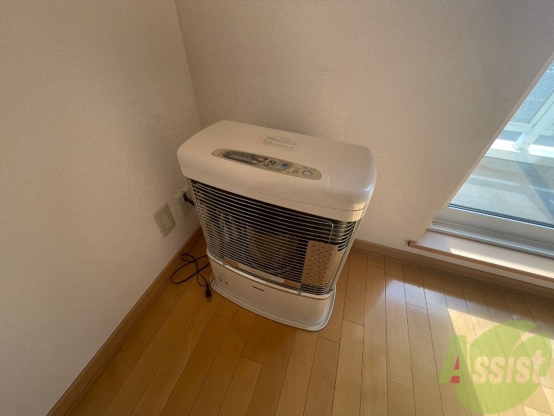 その他設備　灯油暖房です。札幌の寒い冬もこれで大丈夫！
