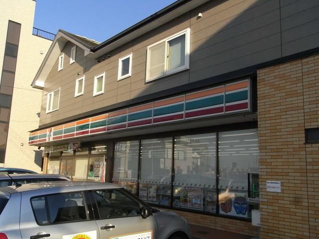 コンビニ　セブンイレブン船橋夏見台店（コンビニ）まで752m