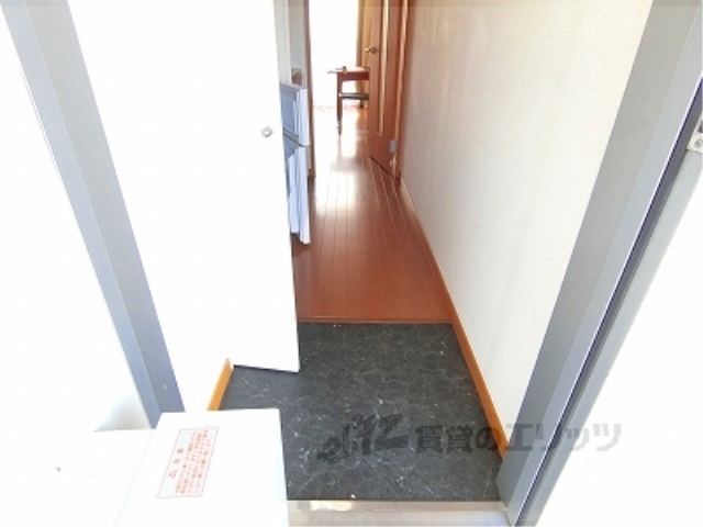 レオパレスプロバンスの玄関写真