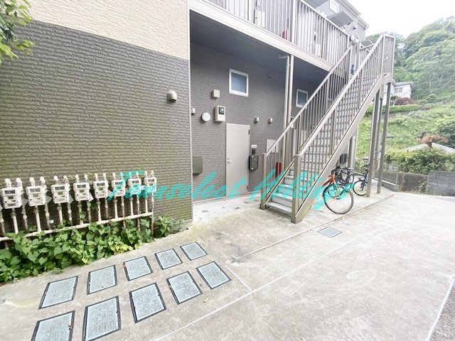 エントランス　開放的なエントランス♪