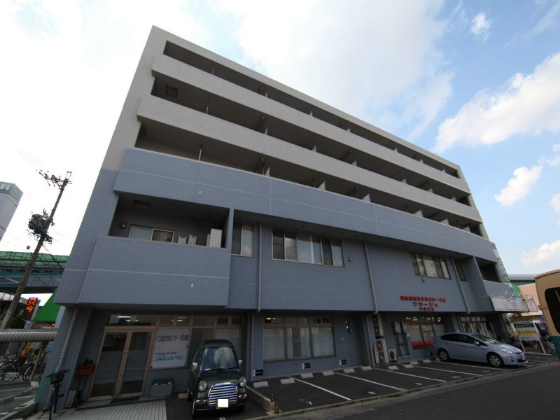 建物外観　外観　オートロック　防犯カメラ