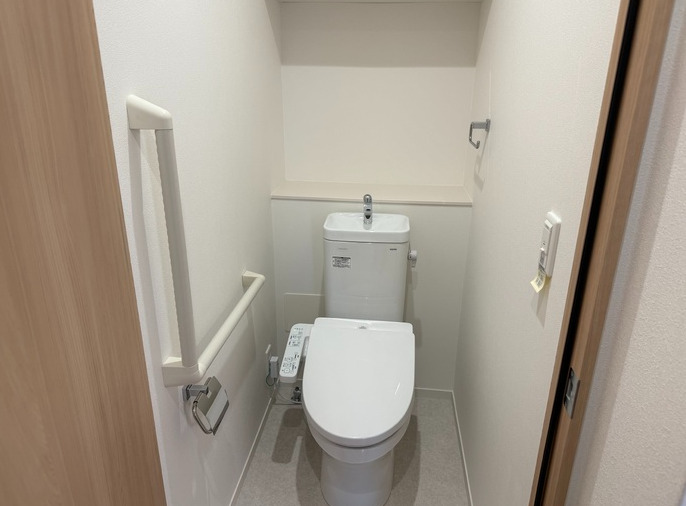 ＪＲ横須賀線 西大井駅 徒歩9分 3階建 築1年のトイレ写真