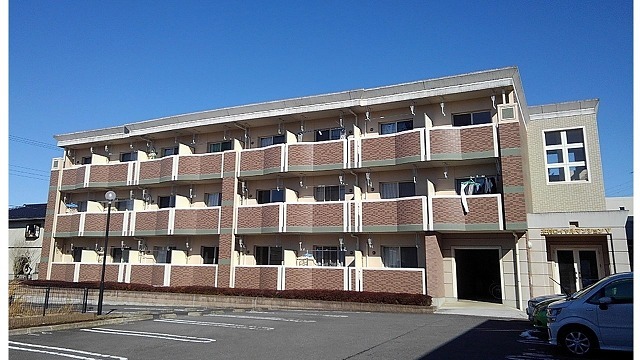 木村ロイヤルマンションVの外観写真