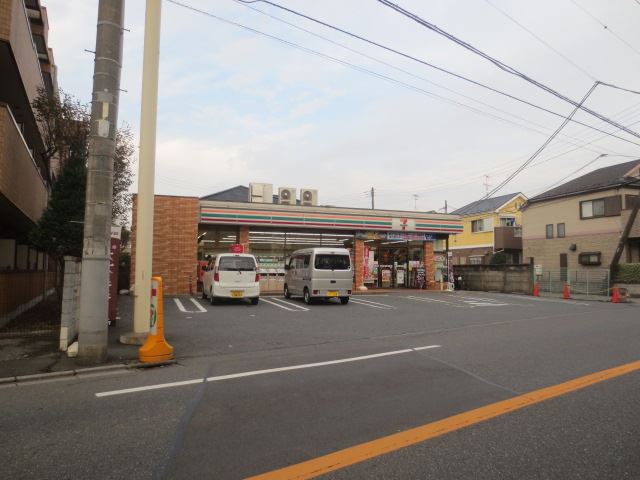 コンビニ　セブンイレブン（コンビニ）まで480m