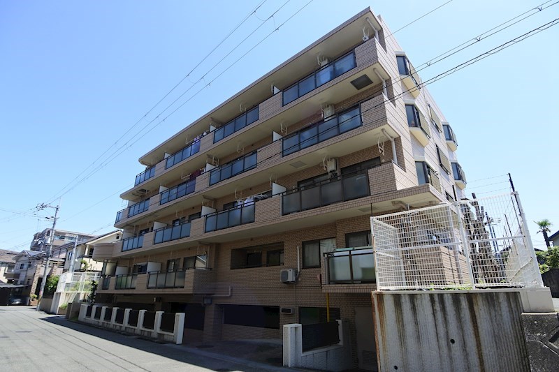 建物外観　DKHハイツ