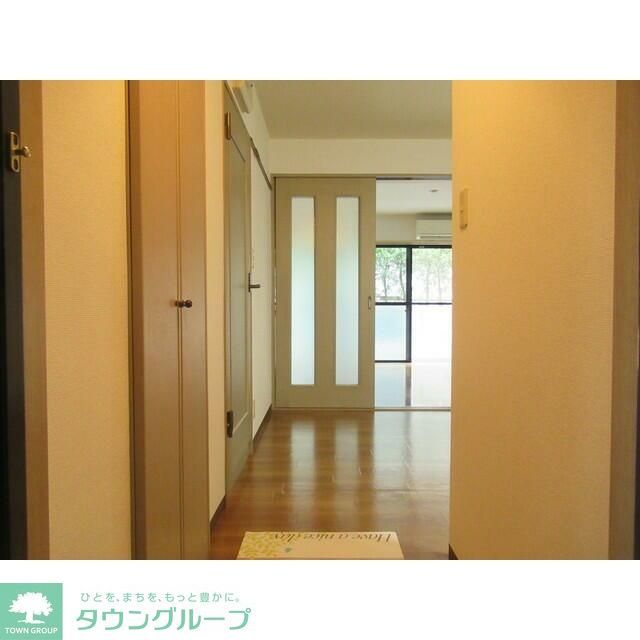 グランベル松陰の玄関写真
