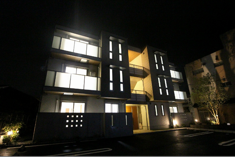 建物外観　JR門司駅も歩いて行ける住宅地に建っています。