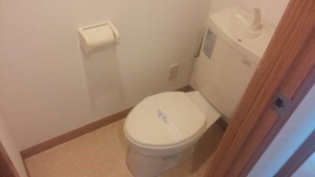パストラルクールのトイレ写真