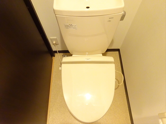 トイレ　トイレもきれいです
