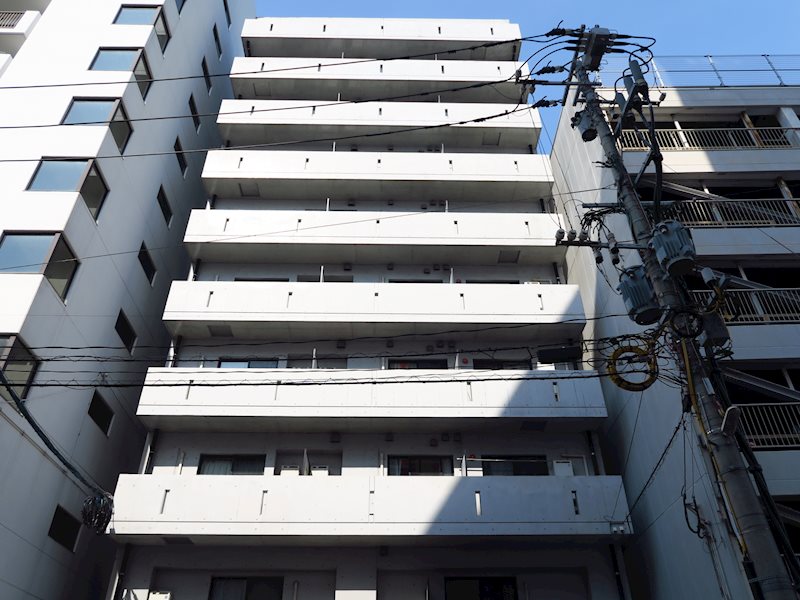 エススリーでじまの外観写真