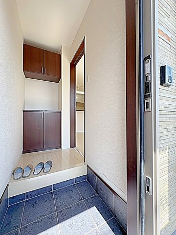 フィオーレ豊が丘の玄関写真