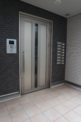 エントランス　建物の内部です