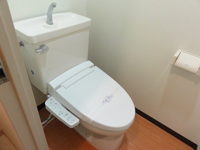 コーポ衣笠のトイレ写真