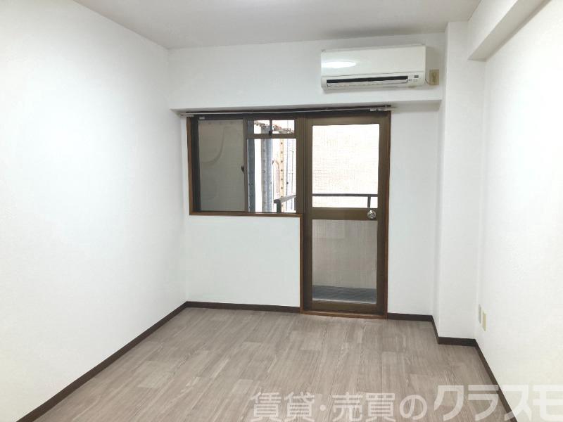 居室・リビング　明るいお部屋です♪
