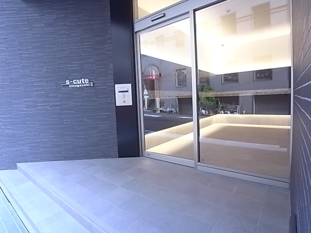 エス・キュート尼崎IIの外観写真