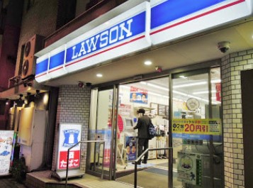 コンビニ　ローソン内神田三丁目店（コンビニ）まで123m