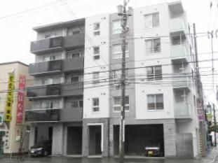 札幌市西区山の手二条のマンションの建物外観
