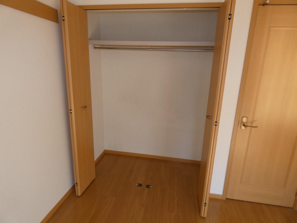 収納　クローゼット