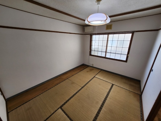 イーストアパートメントの内装写真