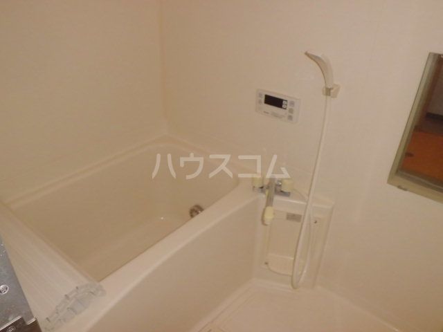 【シャトレＭのバス・シャワールーム】