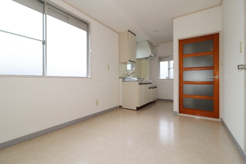 居室・リビング　図面と現状に相違がある場合には現状を優先