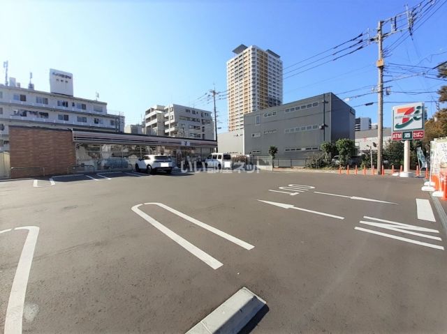 【福岡市早良区西新のマンションのコンビニ】