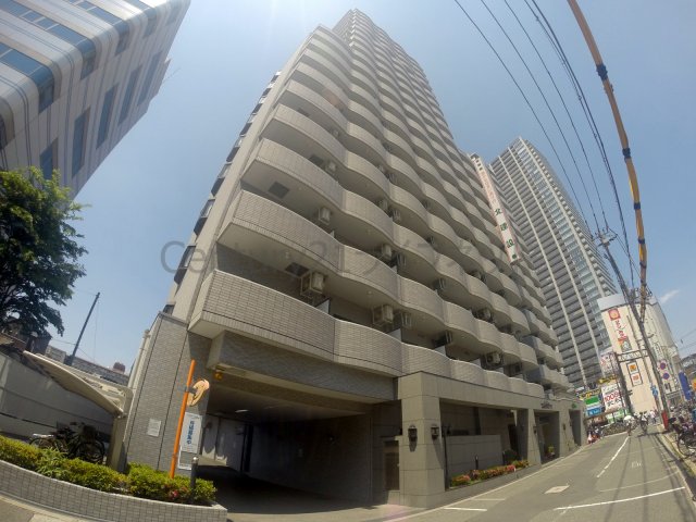 【大阪市北区本庄東のマンションの建物外観】