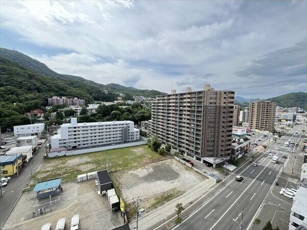 【札幌市中央区南十八条西のマンションの眺望】