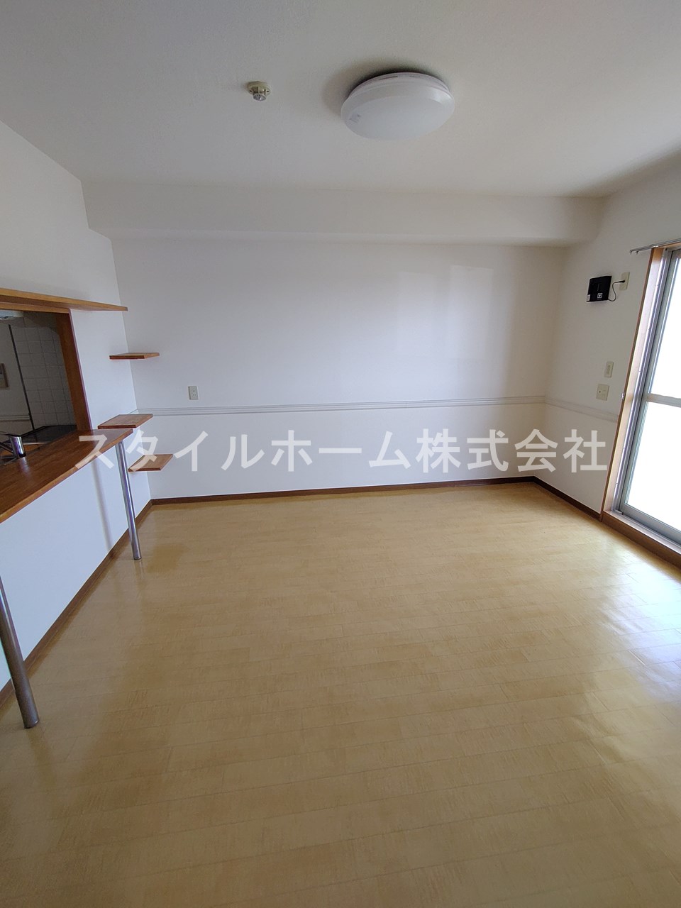 居室・リビング　別部屋写真です。