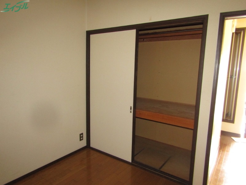 収納　反転タイプ、別の部屋の写真です。