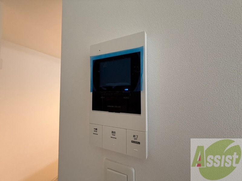 セキュリティ　ＴＶモニター付インターホンです。来客者の顔が見えるので安心！