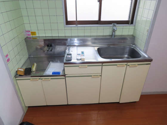 キッチン　※別部屋の写真です