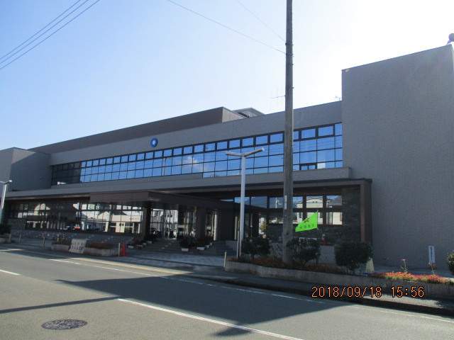 コンビニ　大洲市総合体育館（コンビニ）まで1200m