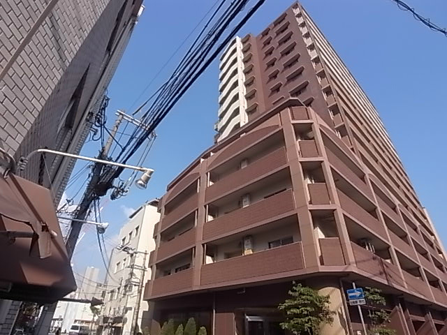 神戸市中央区海岸通のマンションの建物外観