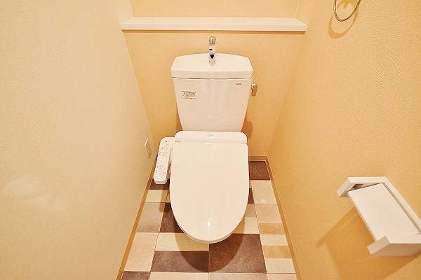 トイレ　★温水洗浄便座★