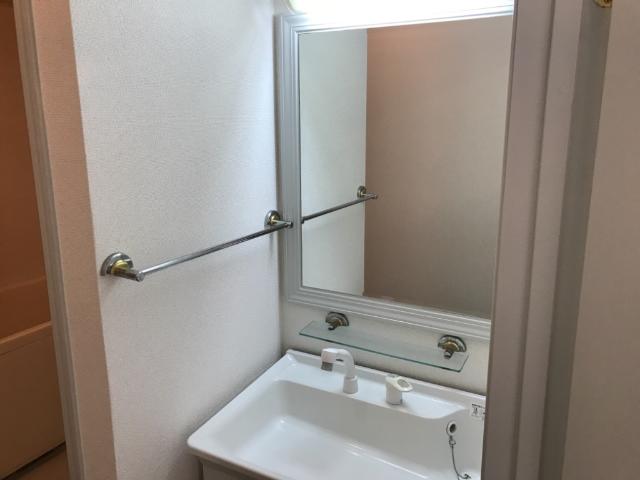 洗面設備　洗髪洗面化粧台