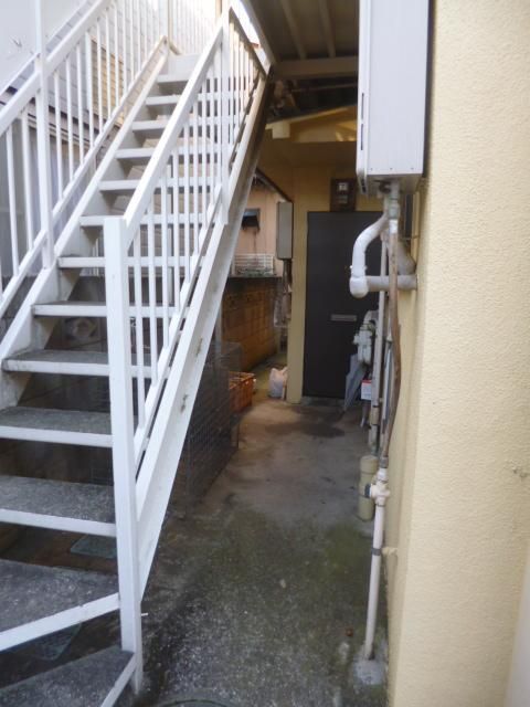 エントランス　★お問い合わせはタウンハウジング聖蹟桜ヶ丘店まで★