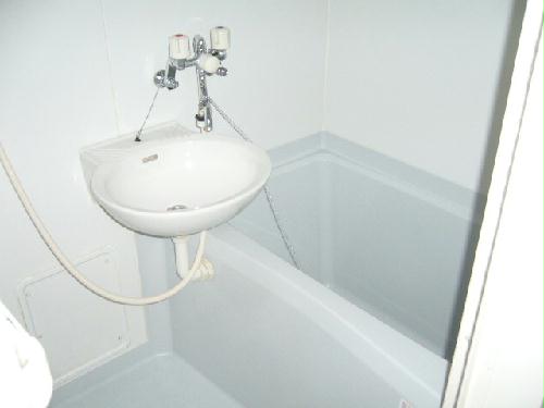 バス・シャワールーム　お風呂です。