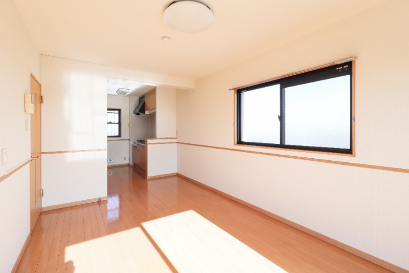 居室・リビング　図面と現状に相違がある場合には現状を優先