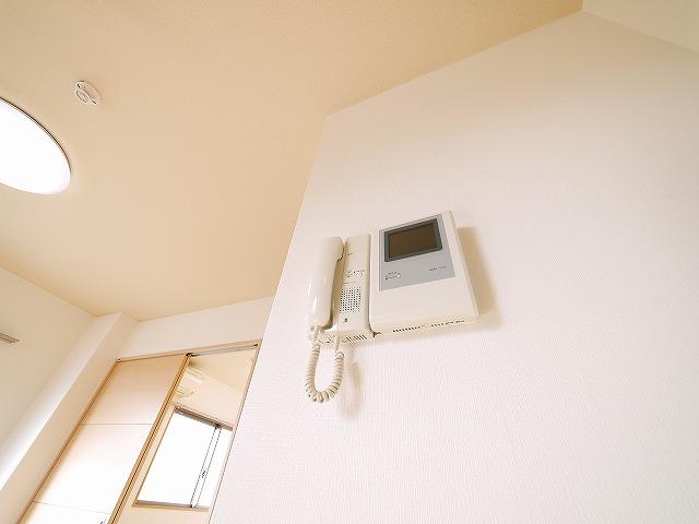 セキュリティ　モニター付きインターホンです
