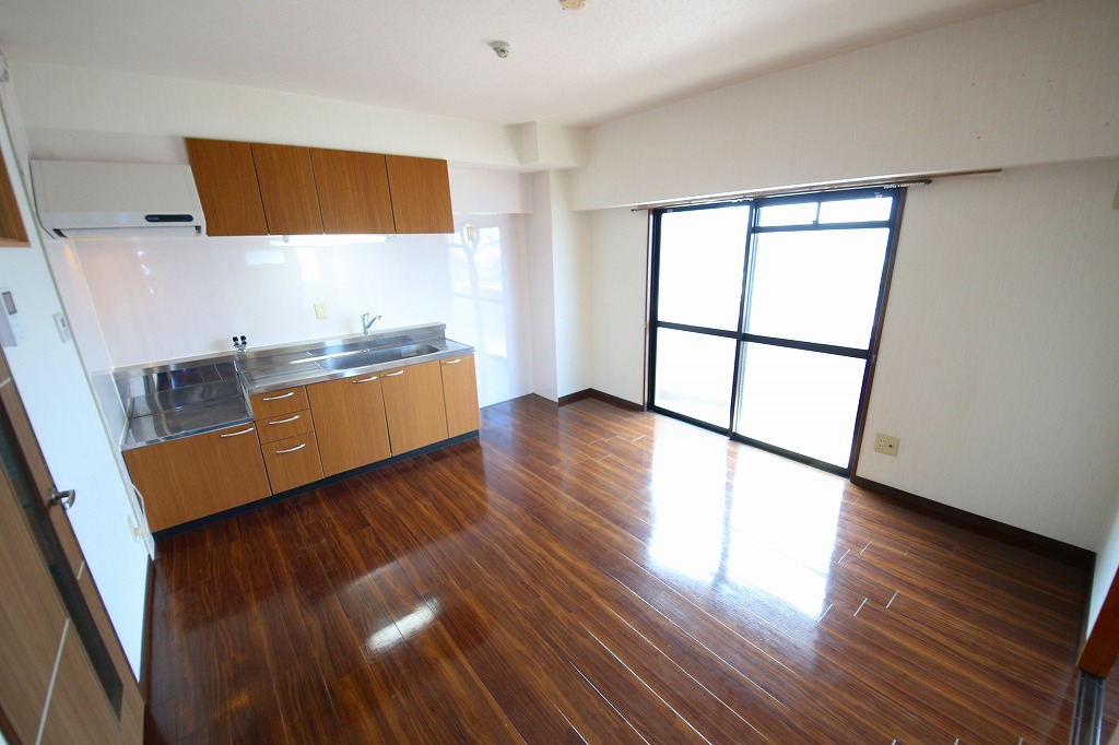 居室・リビング　同タイプの部屋の写真の為、現状優先です。