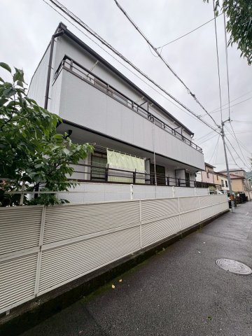 建物外観　落ち着いた雰囲気の外観です