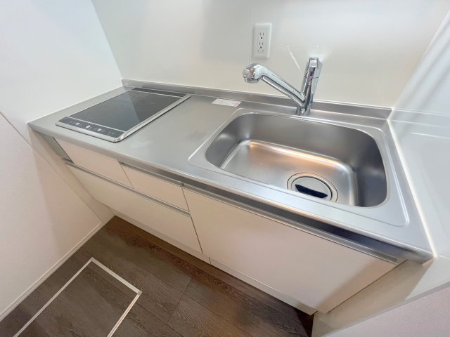 キッチン　ＩＨコンロなのでお掃除らくらく