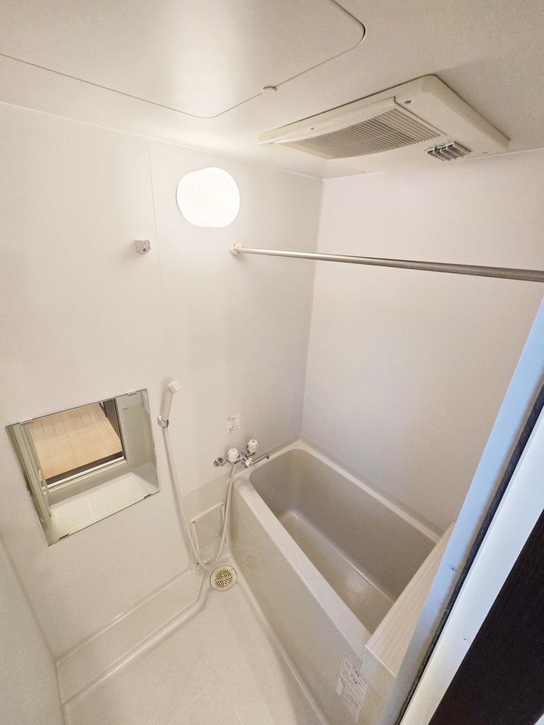 バス・シャワールーム　バスルーム　※他のお部屋の写真