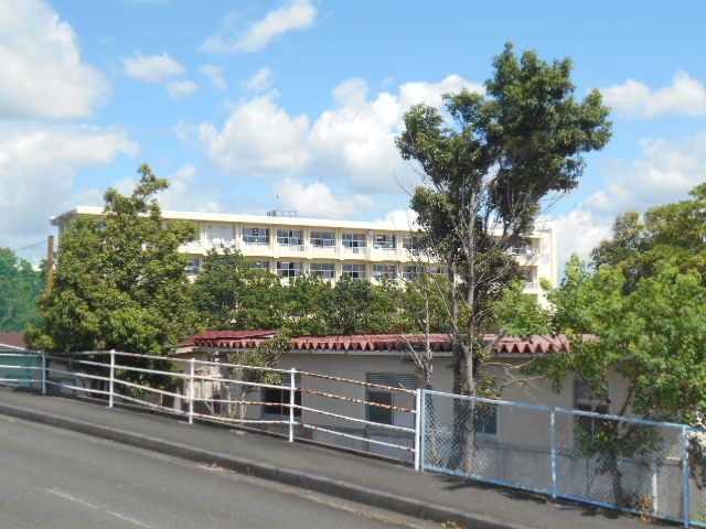 中学校　磐田市立南部中学校（中学校）まで1265m