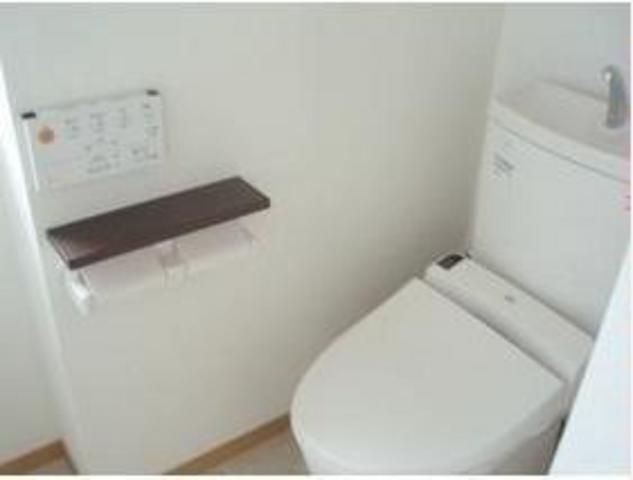 トイレ　お部屋探しは株式会社　タウンハウジング　までお気軽にお問合…