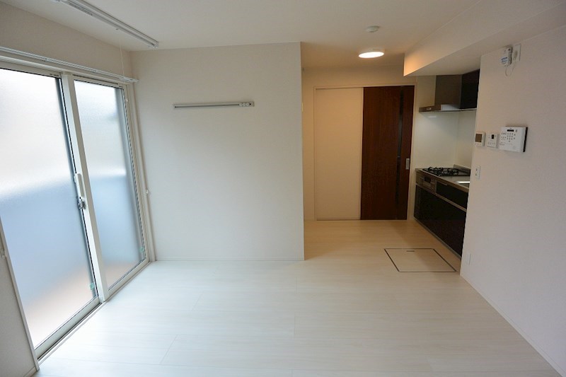 居室・リビング　フリーリング仕上げ