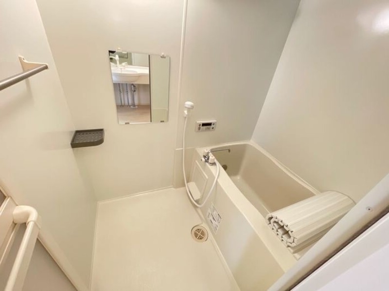 バス・シャワールーム　図面と現状に相違がある場合には現状を優先